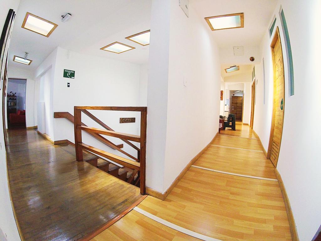 מניזאלס Hostal De La 57 מראה חיצוני תמונה
